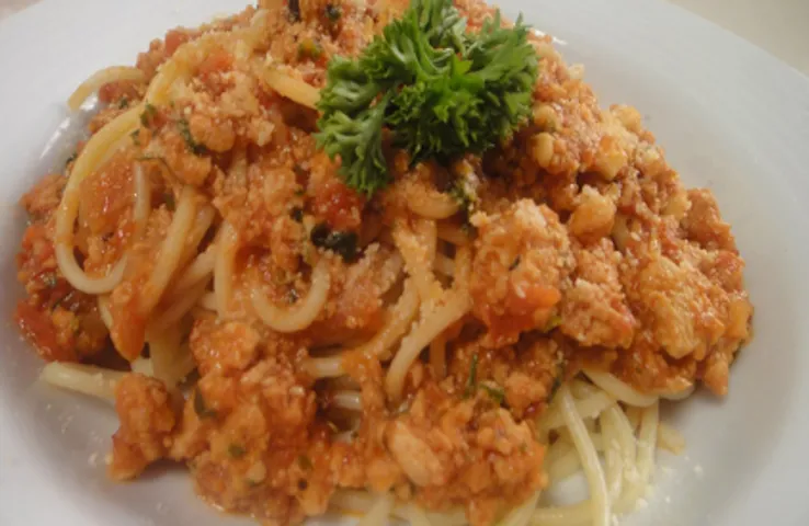 Spaghetti with Chicken Mince