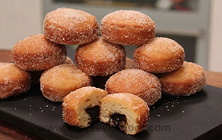 Cinnamon Donuts