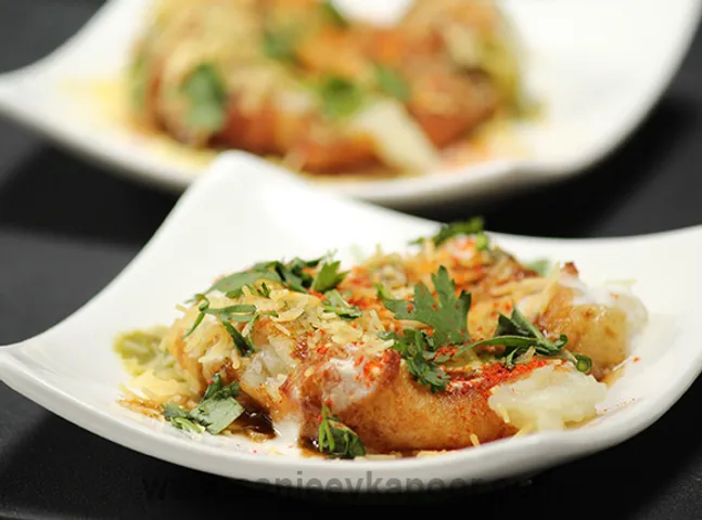 Khasta Aloo Chaat