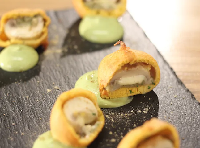 Stuffed Mushroom Pakoras 
