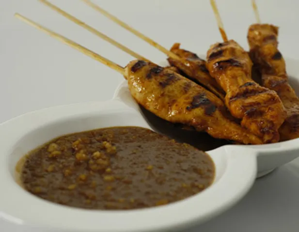 Thai Chicken Satay With Peanut Sauce
