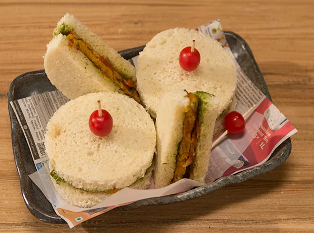 Tomato Omelette Sandwich - SK Khazana