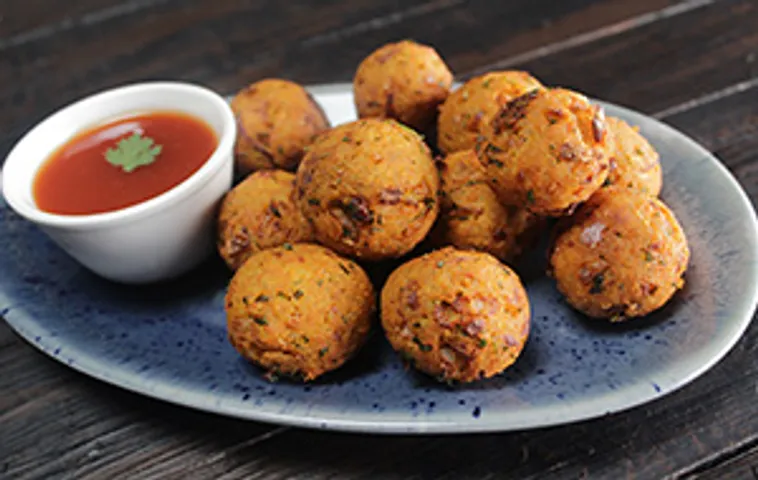 Cheesy Masala Rice Balls