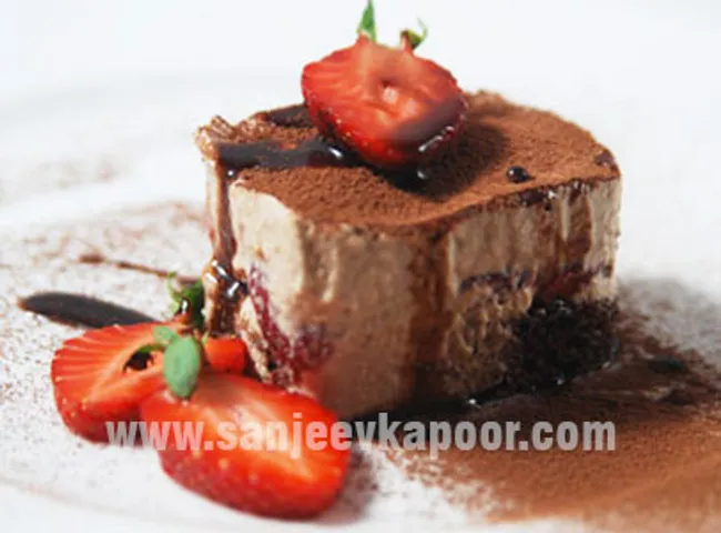Strawberry Tiramisu