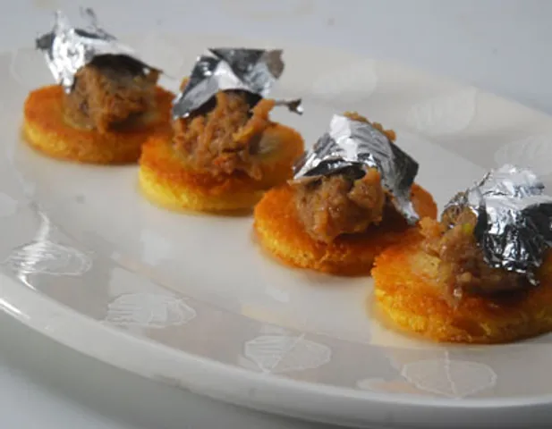 Shahi Tukra and Moong Dal Halwa Canapes