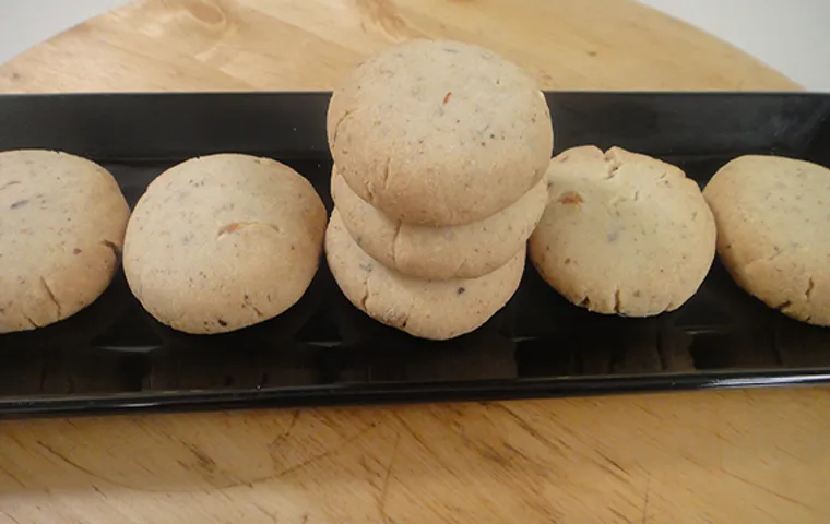 Almond and Coffee Cookies
