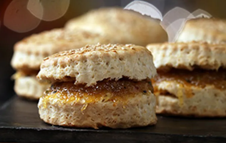 Scones with Raw Mango Chutney