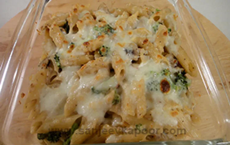 Broccoli Mushroom and Penne Bake