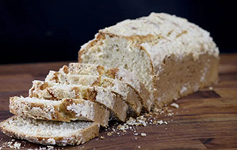 Cinnamon Crumb Banana Loaf