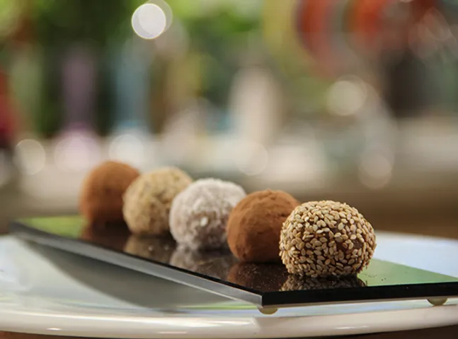Kele ke Laddoo-Cook Smart