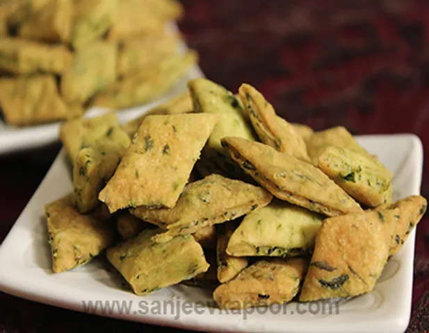 Palak Namakpara - Diwali Special