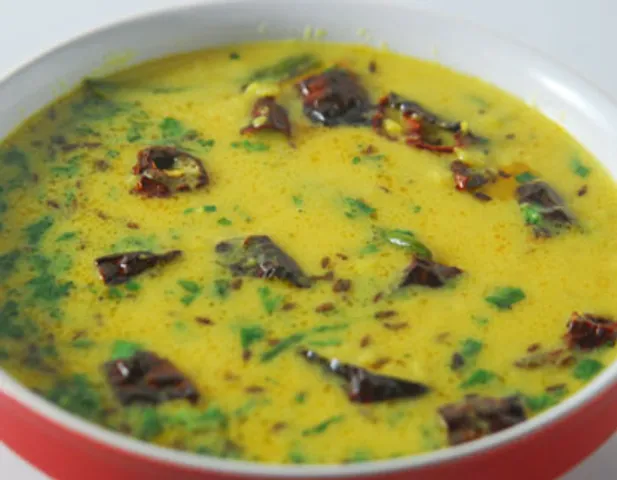 Lucknowi  Dal