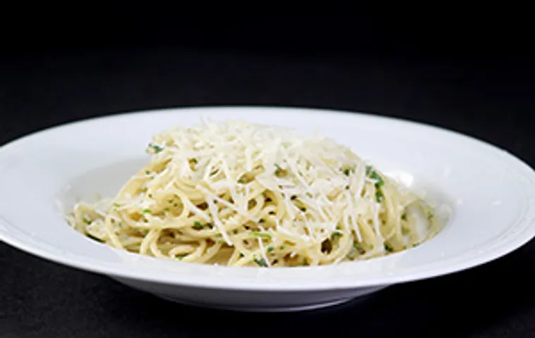 Quick Garlic Spaghetti