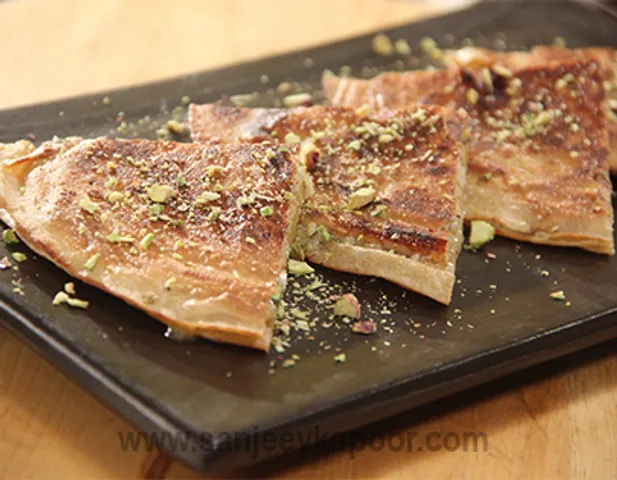 Gur Mawa Roti