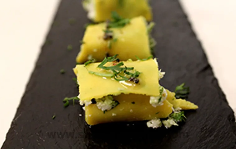 Pinwheel Khandvi