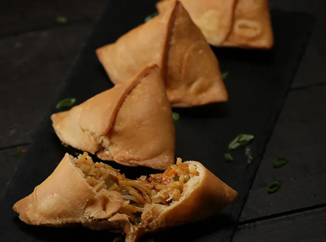 Spicy Noodle Samosa