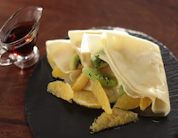 CREPES WITH FRUITS - skk
