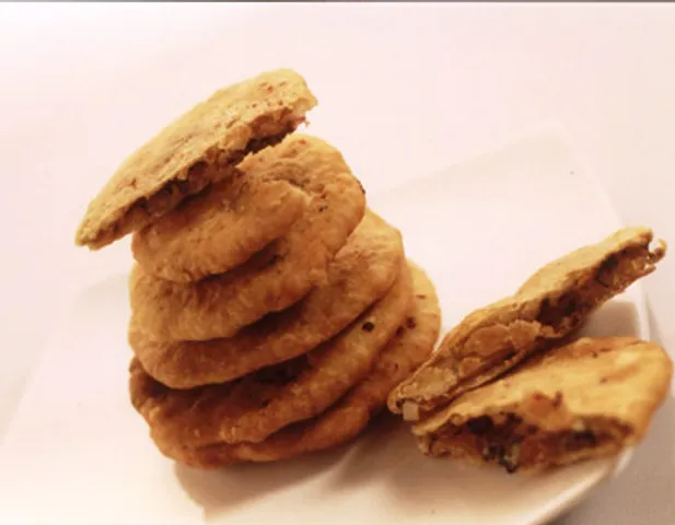 Masala Cheese Kachori