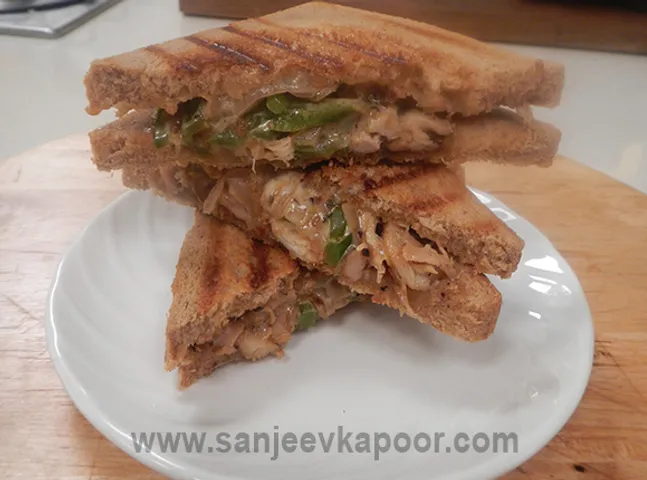 Pulled Chicken Sandwiches