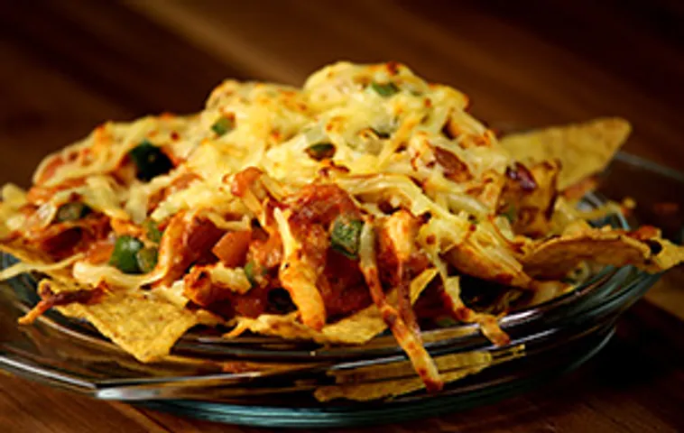 Cheesy Chicken Nachos