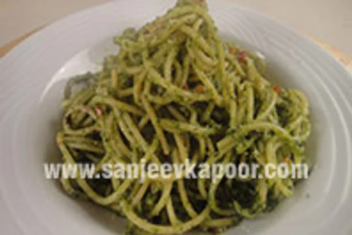 Pesto Parmesan Spaghetti 