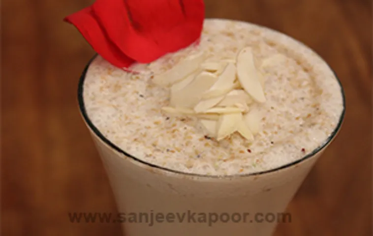Gulkand Lassi