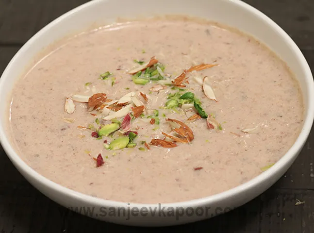 Dates and Rice Kheer