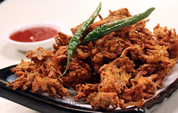Kanda Bhajiya