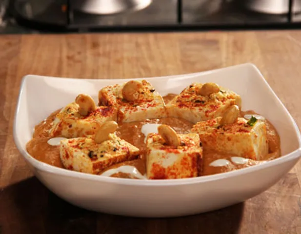 Paneer Nazakat