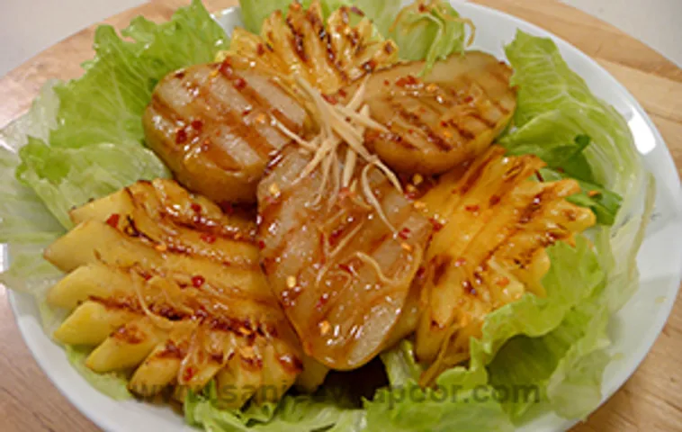 Grilled Fruits with Ginger Honey Dressing