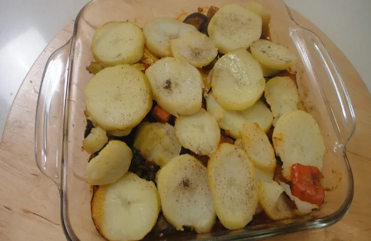Spicy Vegetable and Potato Bake
