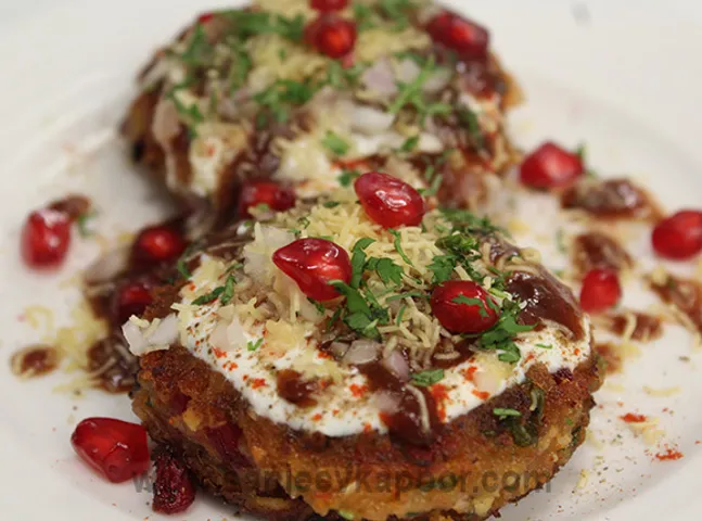 Anar aur Shakarkand Tikki Chaat