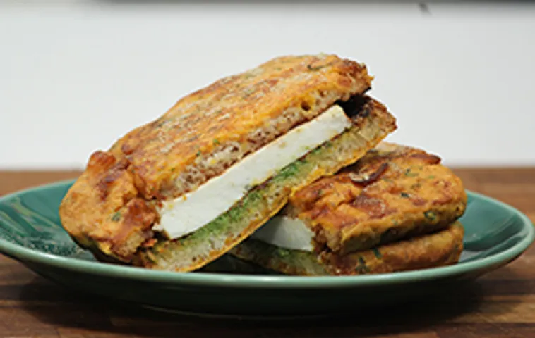 Paneer Sandwich Pakora