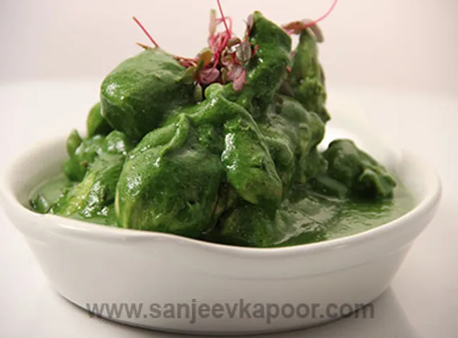Sarson Saag Chicken