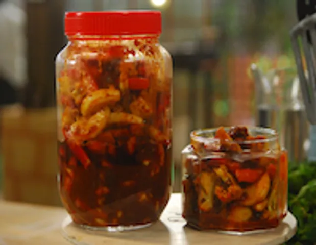 Gajar, Gobhi aur Shalgam ka achar