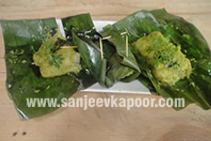 Green Masala Steamed Fish 