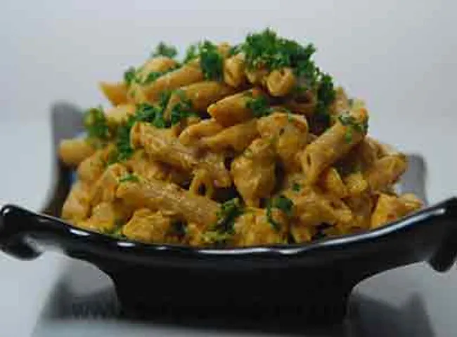 Penne and Chicken in Avocado Sauce