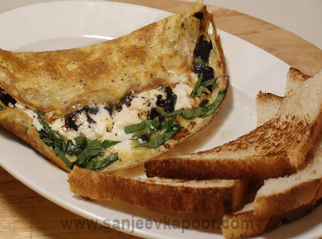 Spinach Feta and Tomato Omelette