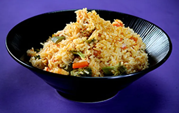 Chicken and Prawn Rice with Peppers