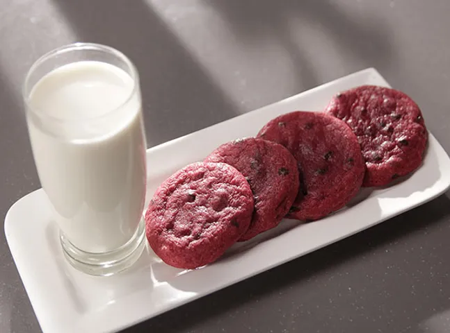 Red Velvet Chocolate Cookies-SK Khazana