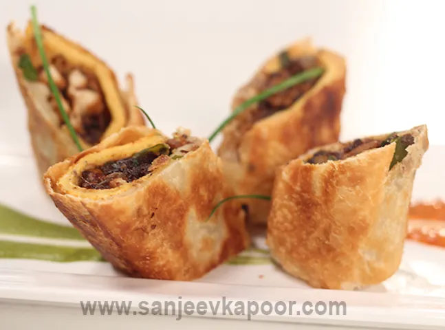 Chilli Chicken Baida Roti