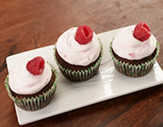 Chocolate Cupcakes with Raspberry 