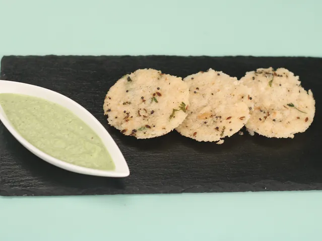 Rawa Idli  