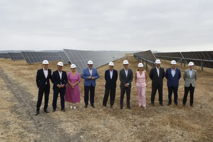 BRUC Inaugurates 957 MW Renewable Energy Cluster in Andalusia