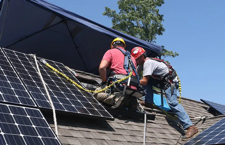 Solar power optimizers