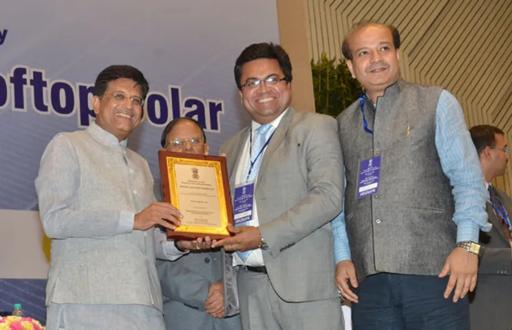 Vikram Solar bags National Excellence Award 2016