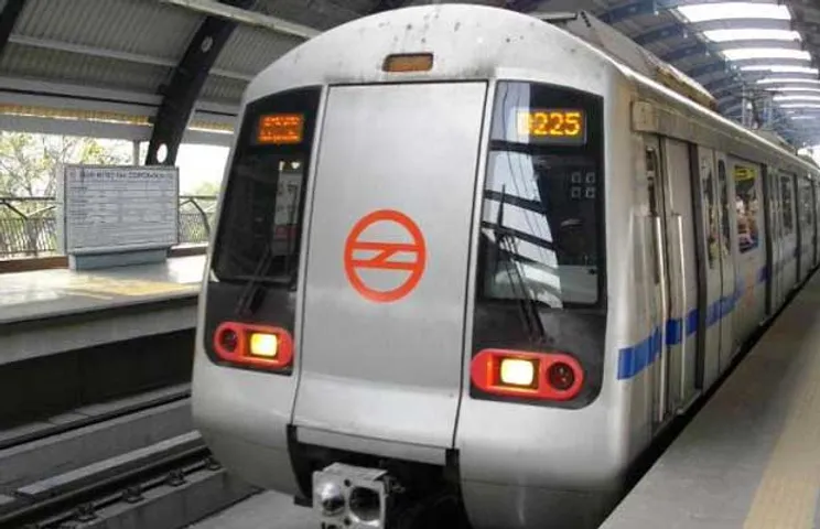 Kalindi Kunj Metro