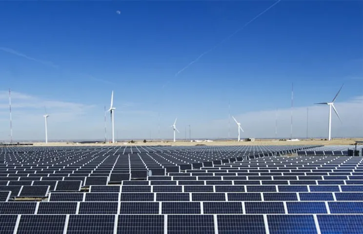 New Solar Projects Accelerate Saudi Vision 2030