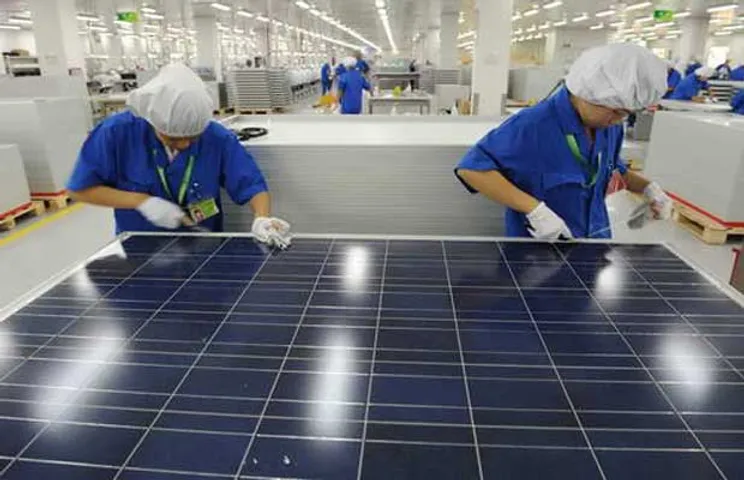 REC Group Launches New Panels In Collaboration With Meyer Burger