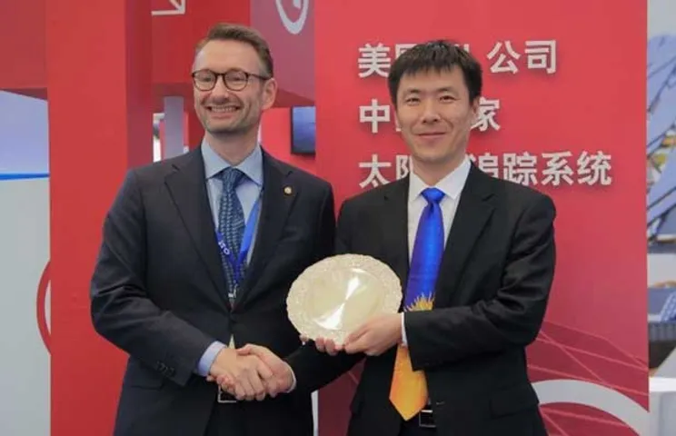 Arctracker Pro of Arctech Solar Obtains First UL2703 & UL3703 Certificates by UL in China